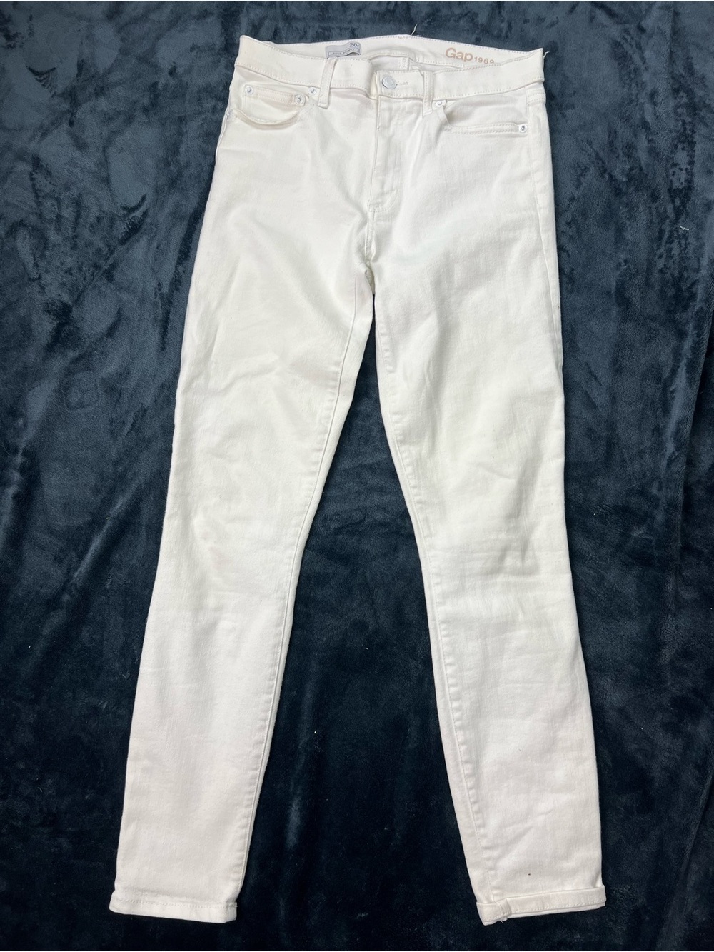 GAP True Skinny White Denim Jeans